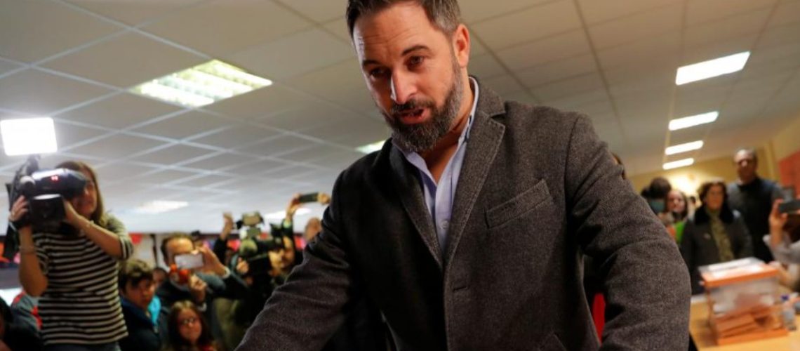 abascal votando